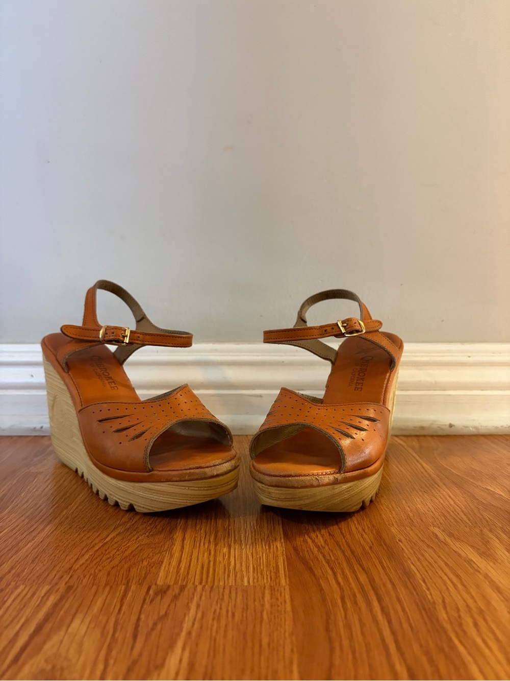 VTG 70s Cherokee of California Leather Platform Wedge Sandals Sz 7